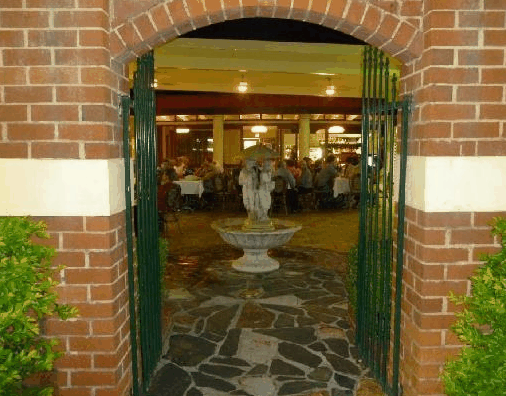 LaVida Bar and Restaurant - Palm Beach Accommodation