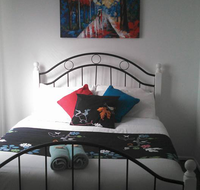 Leichhardt Hotel - Palm Beach Accommodation