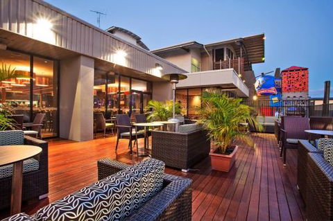 Magpies Sporting Club - Palm Beach Accommodation 2