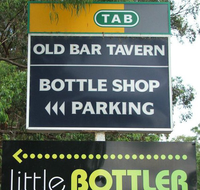 Old Bar Tavern - Palm Beach Accommodation