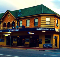 Queens Arms Hotel - Palm Beach Accommodation