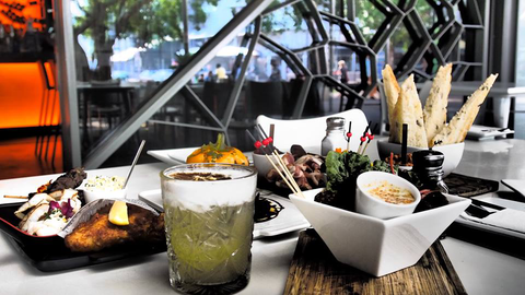 Viva La Vida Wine & Tapas Bar - Palm Beach Accommodation 1