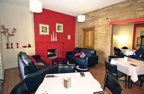 The Whistle Stop Tavern - Palm Beach Accommodation 0