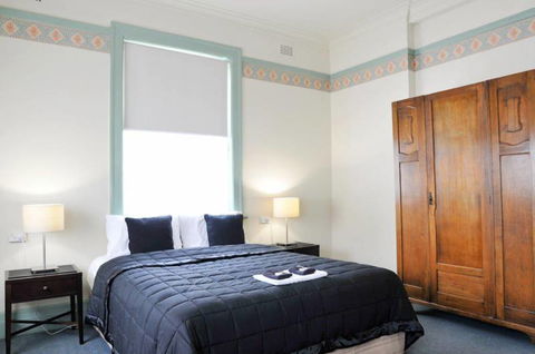 Hotel Gosford - Palm Beach Accommodation 2