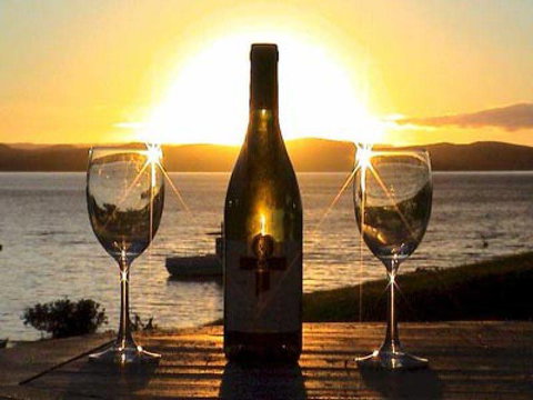 Vintage Cellars - Palm Beach Accommodation 1