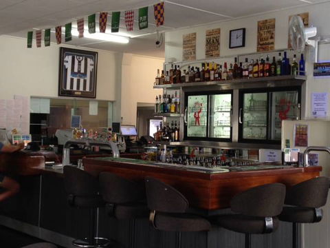 Railway Hotel Bundaberg - Palm Beach Accommodation 2