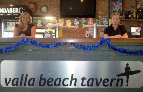 Valla Beach Tavern - Palm Beach Accommodation 0