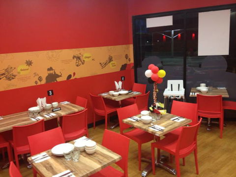 Indian Kitchen Restaurant - Palm Beach Accommodation 3