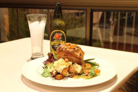 Seafarer Restaurant - Palm Beach Accommodation 1