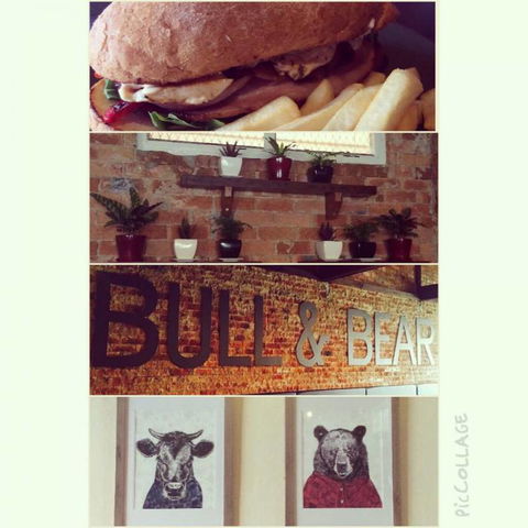 Bull & Bear - Palm Beach Accommodation 2