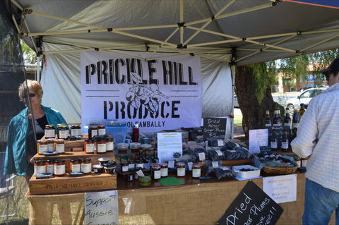 Naponda Farmers Market - Palm Beach Accommodation 2