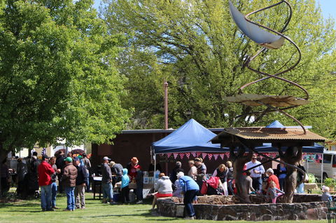 Walcha Farmers' Market - Palm Beach Accommodation 0