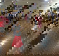 Old Time Dance - Palm Beach Accommodation