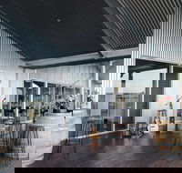 Sunday Vibes - Palm Beach Accommodation