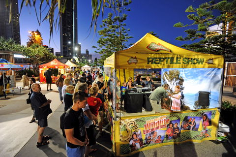 Surfers Paradise Beachfront Markets - Palm Beach Accommodation 0