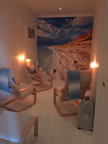 A Wild Night Out - Spring - Palm Beach Accommodation 0