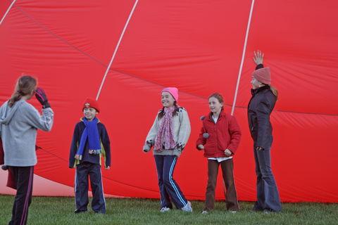 King Valley Balloon Festival - Palm Beach Accommodation 1