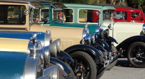 Queen's Birthday Car Rally - Palm Beach Accommodation 0
