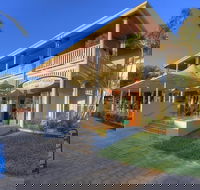 Sovereign Resort Hotel - Palm Beach Accommodation