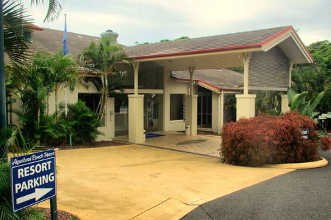 Aqualuna Beach Resort - Palm Beach Accommodation 2