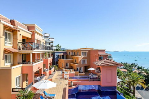 Martinique Whitsunday - Palm Beach Accommodation 1