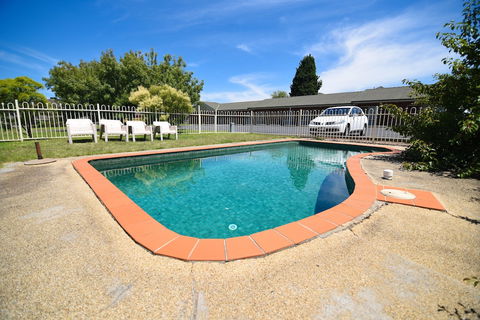 Sandown Heritage Motel - Palm Beach Accommodation 1