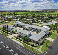 Coachman's Inn Warwick - Palm Beach Accommodation