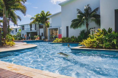 Sand Dunes Resort - Palm Beach Accommodation 1
