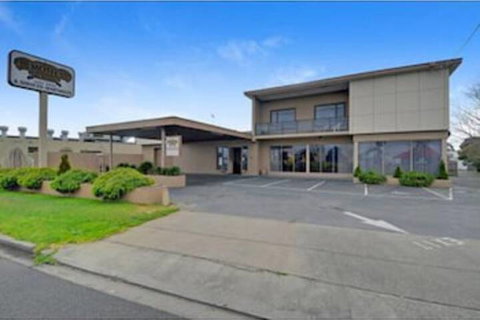 503 On Princes Drive - Palm Beach Accommodation 0