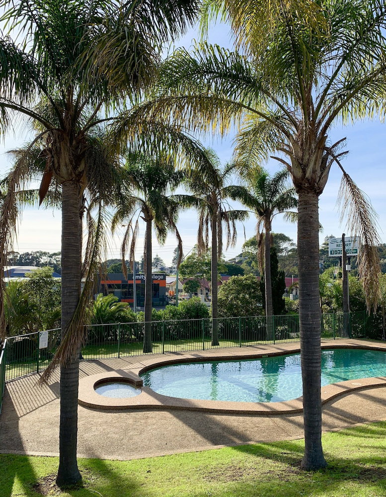 Palm Beach Accommodation