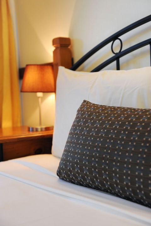 At Whitsunday Vista Holiday Apartments - Palm Beach Accommodation 2
