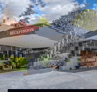 Cotswold Gardens - Palm Beach Accommodation