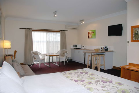 Best Western The Henry Parkes Tenterfield - Palm Beach Accommodation 5