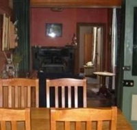 McIntosh Cottages - Palm Beach Accommodation