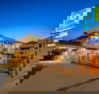 SureStay Hotel by Best Western Blue Diamond Motor Inn - Palm Beach Accommodation