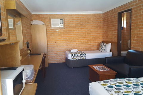 Royal Palms Motor Inn - Palm Beach Accommodation 6