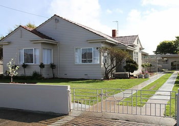  Palm Beach Accommodation