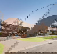 Adina Serviced Apartments Canberra Kingston - Palm Beach Accommodation