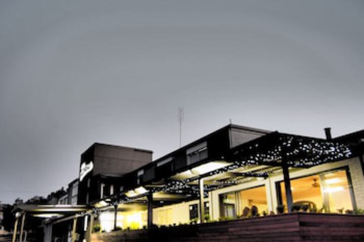 Daroobalgie NSW Palm Beach Accommodation