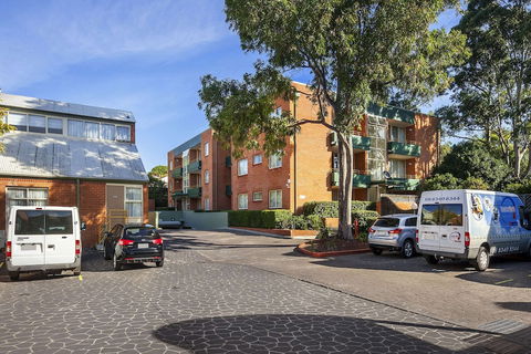 APX Parramatta - Palm Beach Accommodation 0
