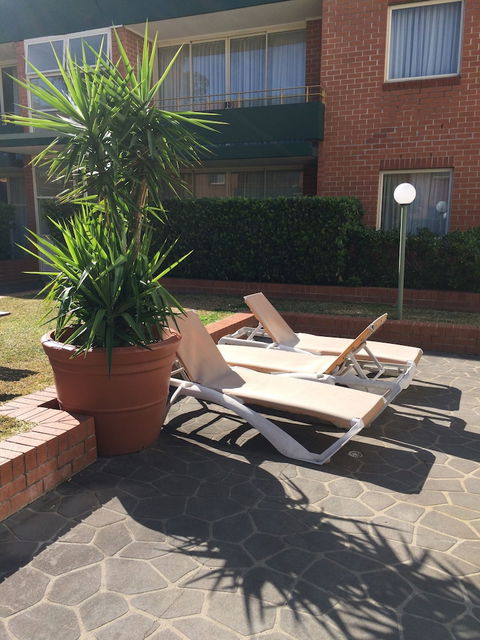APX Parramatta - Palm Beach Accommodation 4