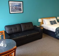 Victoria Lodge Motor Inn  Apartments - Palm Beach Accommodation