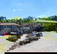 Forrest Hotel and Apartments - Palm Beach Accommodation