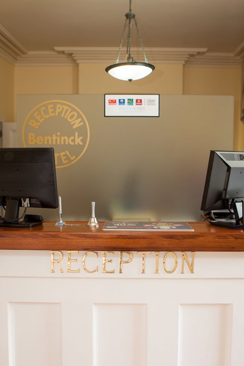 Quality Hotel Bentinck - Palm Beach Accommodation 2