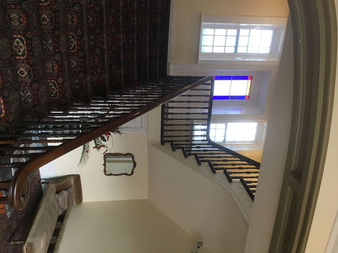 Quality Hotel Bentinck - Palm Beach Accommodation 1