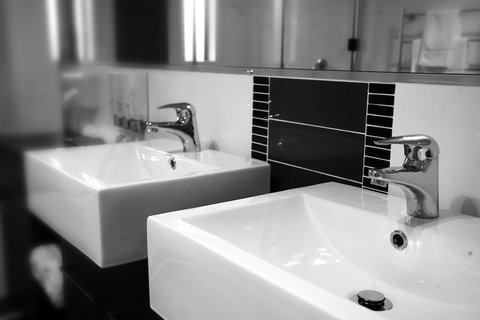 Platinum International - Palm Beach Accommodation 6