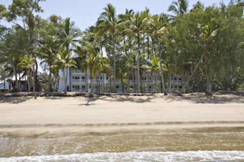 Agincourt Beachfront Apartments - Palm Beach Accommodation 0