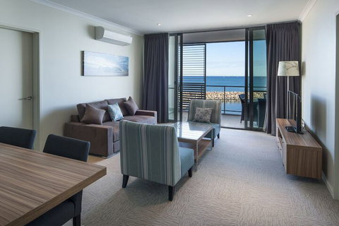 Mantra Geraldton - Palm Beach Accommodation 7