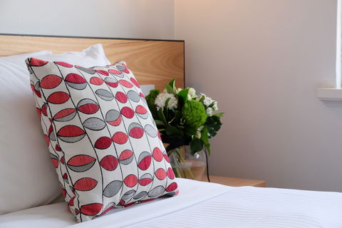 Apartments Of South Yarra - Palm Beach Accommodation 2