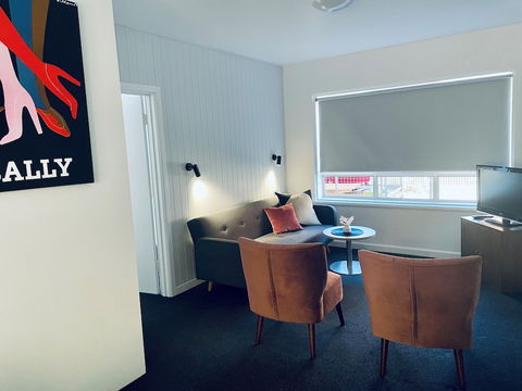 Apartments Of South Yarra - Palm Beach Accommodation 1